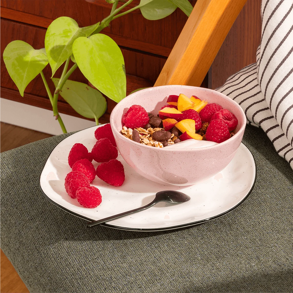 Raspberry Dark Choc Müesli - Image 5